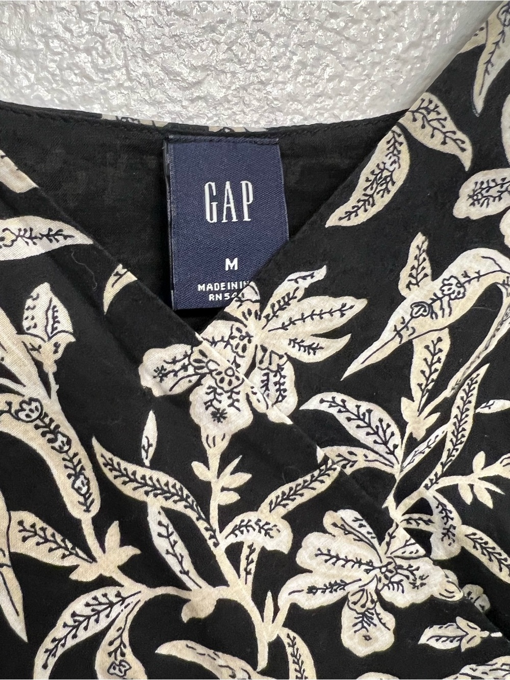 GAP Vintage Y2K Black White Floral Babydoll Tank Top Camisole Size M - Picture 3 of 9